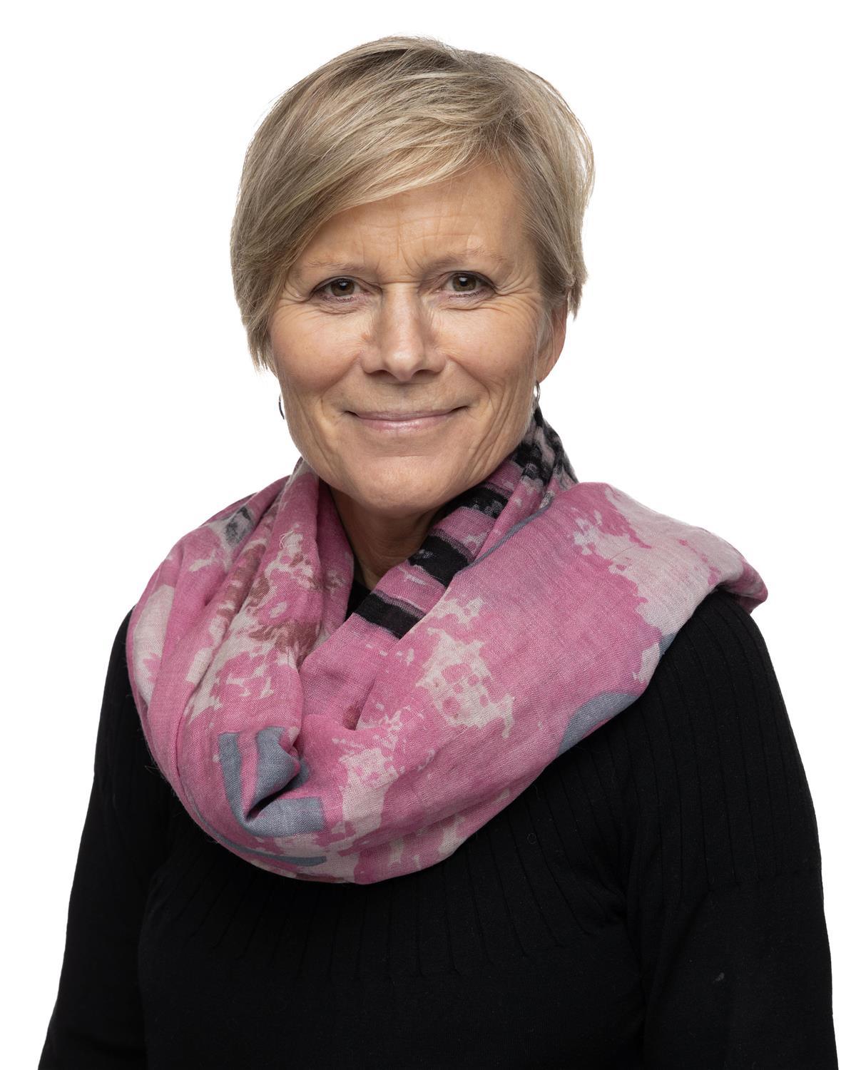 Kommunedirektør Inger Hegna - Klikk for stort bilde